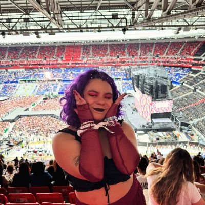 Gochx sin acento ✨ un poquito de todo 🌻 Me dedico a hacer vida bajo mis términos 🏳️🌈 Psicólogx 💖