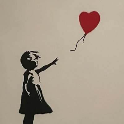 Emmie_5656's profile picture. 世界の出来事、色々知りたい！只今英語の勉強中。I like anything that's fun! ブラック企業回避のため派遣社員。正社勤務先ブラック企業が閉鎖→英文事務したい→事務職デビュー→翻訳系⇄人事系多し。 時々鍵🔑かけます。