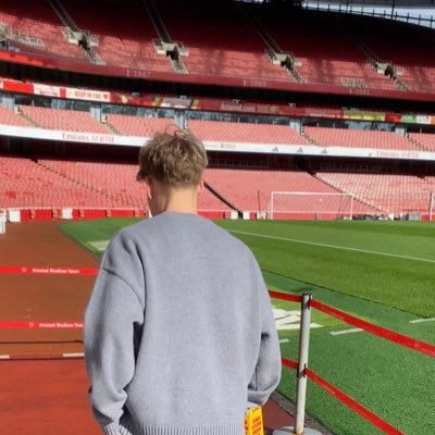 TopiasHelle's profile picture. ”The time you give up is the time you let someone win” - Kobe Bryant