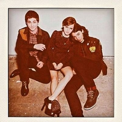 wallflower1_0_1's profile picture. Wallflower