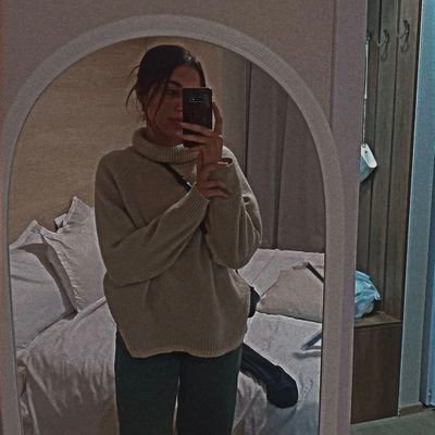 LanaUkla's profile picture. 