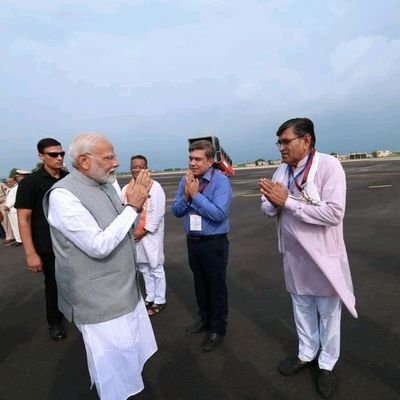 पूर्व जिलाध्यक्ष, भारतीय जनता पार्टी जोधपुर देहात!
पूर्व चेयरमैन कृषि मंडी जोधपुर