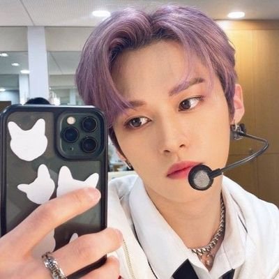 obsesionada con el minsung, las tetas y la física
