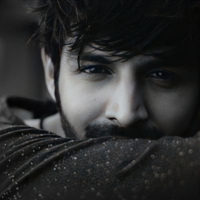 ഇവിടെ പണ്ട് നിധ്യാപ്പി എന്നൊരു ട്വീപ് ജീവിച്ചിരുന്നു
ടീം ഒറ്റ 🥳
❤️ @tiyana_tinku