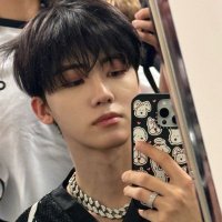 becburk 💙 saw Ateez⁴ ⏳️🧭 (@rebeccaburkowit) 's Twitter Profile
