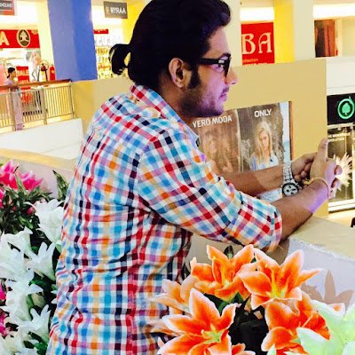 WadewaleYogesh's profile picture. 