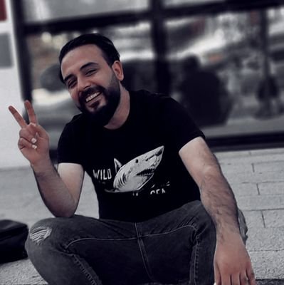 HERKEZ,MÜKEMEL,OLABİLİR? AMA
KİMSE VAZGEÇİLMEZ,DEGİLDİR!.