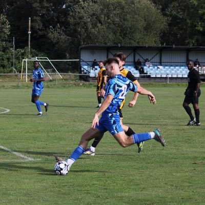 robmyles09's profile picture. ⚽️