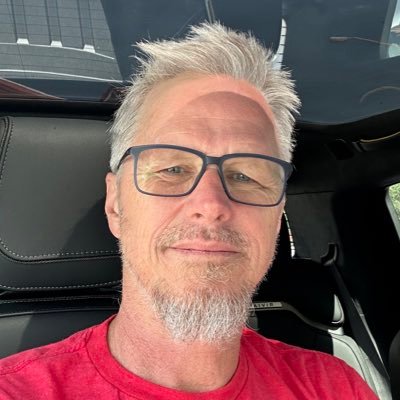 My name is Mark Smith and I am happily addicted to photography! https://t.co/SySX33QcOi