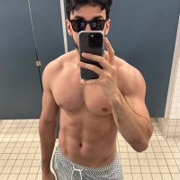 J (@ja4thnl0n) 's Twitter Profile