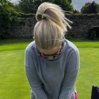 Suzanne 🏌️‍♀️ (@peachypythia) 's Twitter Profile