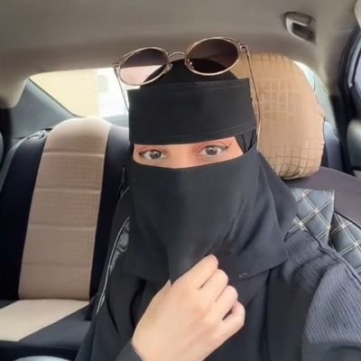 منسقة سهرات عندي بنات جادين إلجاد يكلمني تيليجرام https://t.co/ajHMD0iUHL