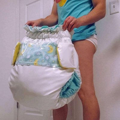 I’m here to have a nice time with babies Dm if you interested,I sell diapers at cheap price delivery at your door step and I do charge