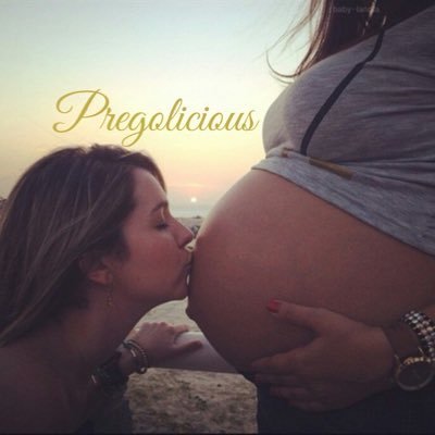 Showcasing the beauty of pregnancy 🤰🏼 I hold the utmost respect for all women bringing life into this world ~DM to be featured~
