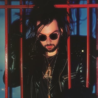 IMGOLDENCORPSE's profile picture. 𖤐 MUSIC MADE OF BLOOD & NOSTALGIA 𖤐