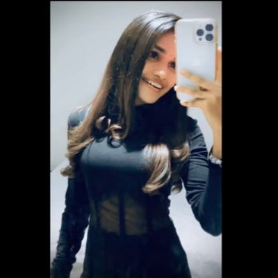 rinajoseph_'s profile picture. The bitter truth is , life is never easy ✨🤍