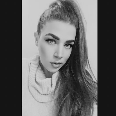 Pastelera de profesión, Ing. informática, emprendedora, Madre👩👦Libre🍃Lagertha🧝🏻♀️ Capri❤️ Olimpista Paraguaya🇵🇾 Con honor hasta el final💪🏻