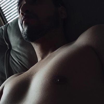 David_silvero1's profile picture. If it makes you happy, do not let it go🙏👉👈🍃