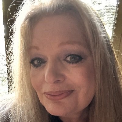 Mootneyone's profile picture. I’m just one of me