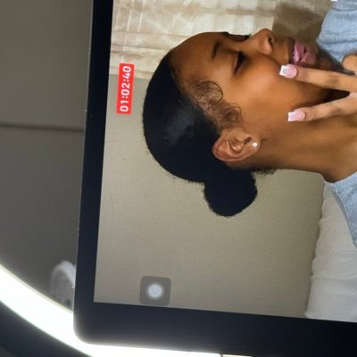 °°°°° SCORPIO GIRL🦂💙 °°°° MS. ASS SO BIG LIKE THE SUN😋