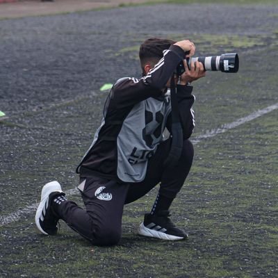 Fotógrafo • Editor 📸📽 | Hice radio entre 2009/2020 🎙 | Ocurrencias diarias, fútbol guayanés y venezolano desde 2009 | #BolivarensesEnElFUTVE ⛏️