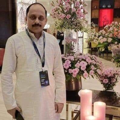 Zonal General Secretary - North Bengal - AIMRA,
President-
Uttar Dinajpur District,
All India Mobile Retailer's Association (AIMRA),
Jt. Secretary, CAIT- W.B.