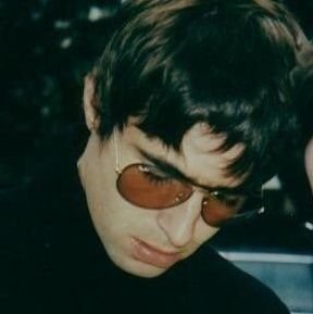 nat_alia_Kd's profile picture. Liam John Paul Gallagher come to me right now pls