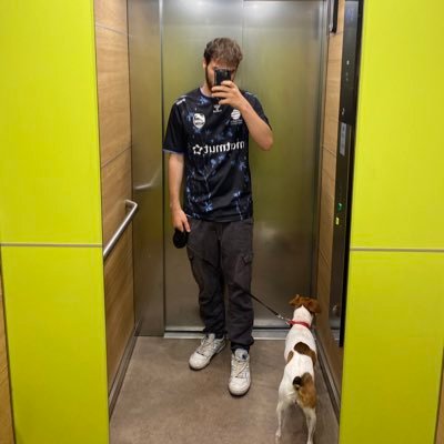 dmatis76's profile picture. ❤️💛