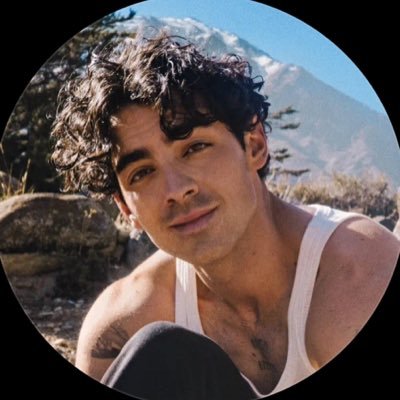music for people who believe in love.October https://t.co/omY5hSptBi it out now.