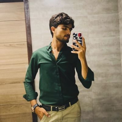 Naveed93736506's profile picture. Make friends who
Force you to level up ✌️✌️🚩