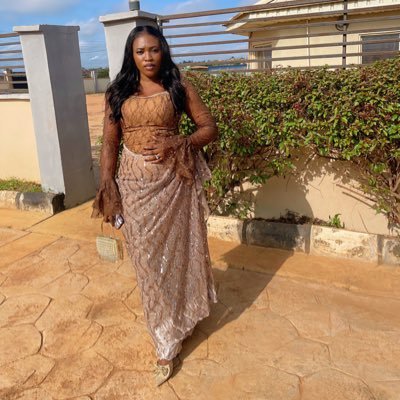 LLB Law ⚖️, Legal& Business Writer, Content Writer and Opinionated Writer. I mostly drop tweets about all these. 🖕Helping Businesses grow #writingcommunity