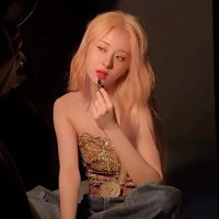 yunjin pics (@yunjinpics) 's Twitter Profile Photo yunjin pics (@yunjinpics) 's Twitter Profile Photo