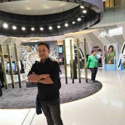 MRahim98890's profile picture. 