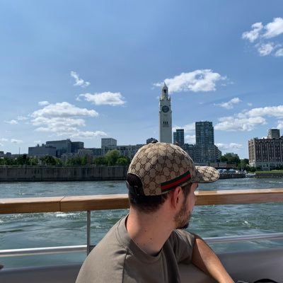 Theo_Mena's profile picture. الله