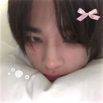𓊆﹢࣪ ❥ .. hyunjin lovetaker ₊ ꒱.♡᧓ ׄ
⁺ ۪ ꒰𑇖 infj'08L 𖢷 ⁺ ִ
᧔ㅤ𝒯he day that i 𝗺𝗲𝘁 𝘆𝗼𝘂 i started 𝗱𝗿𝗲𝗮𝗺𝗶𝗻' @stray_kids
ㅤㅤㅤㅤㅤㅤㅤ