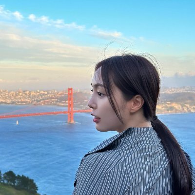 zhou_ya87's profile picture. I live in Southern California, I'm just observing from here, and the retweets and statements are only opinions on the matter