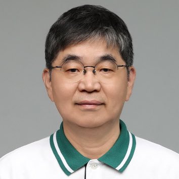 SoonTaeHong5's profile picture. theoretical physicist, PhD from Stony Brook University, author of BRST Symmetry and de Rham Cohomology (second edition, Springer, 2024)