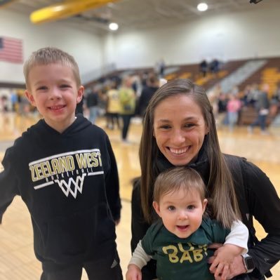 Mom of Quinn & a fluffy corgi, Winnie| Wife to @brettgeertsma |ZPS Elementary PE Teacher| ZWHS Varsity Assistant GBB|