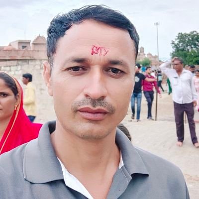 HanuChoud40673's profile picture. मेहनत दिखनी चाहिए परिणाम कोई मायने नहीं रखता।