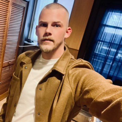 LeBeauBlond's profile picture. 