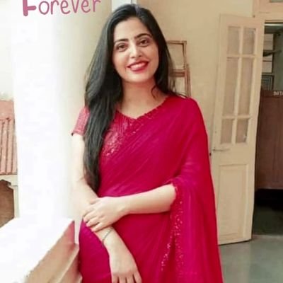 Research Scholar ✨Astrophile..Ceraunophile..Heliophile..Nephophile...Uranophile..basically sky...sun ..moon..star struck✨💫💙👩🚀 n a Zoologist obviously 🐳🦋