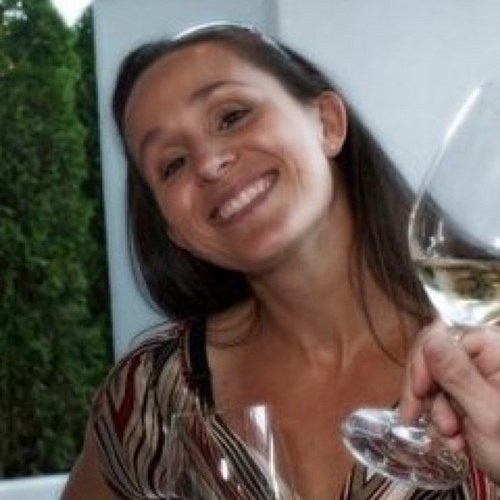 LesiaLovesVino's profile picture. 