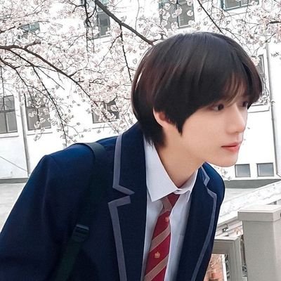 browniesgyu's profile picture. gyu ₙ kyun ₙ koo's admire     ·  ·  ·  ‘ᵖʳᵉᵗᵗᶦᵉˢᵗ ᵇᵒʸ ᵇᵉᵒᵐᵍʸᵘ  (◕ᴗ◕✿)