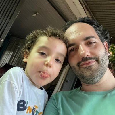 rgomez_1988's profile picture. Programador informático. Videojuegos, retro, cine, animalista.