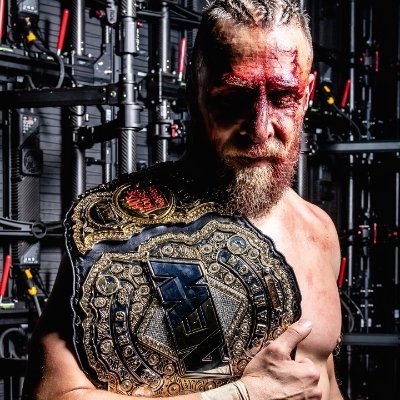 Years of experience and grit brought me to the top and it's gonna take someone extrordinary to slay the American Dragon. He excels. (Roleplayer)
