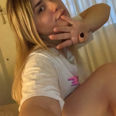 22 | Blonde | Bratty & insatiable 😈
Utah’s filthiest good girl
slide deep into my page its FREE💯👇