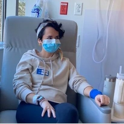 This January, at 37, my sister Andrea was diagnosed with breast cancer . As you can imagine, this diagnosis has turned her world (and ours)upside down.