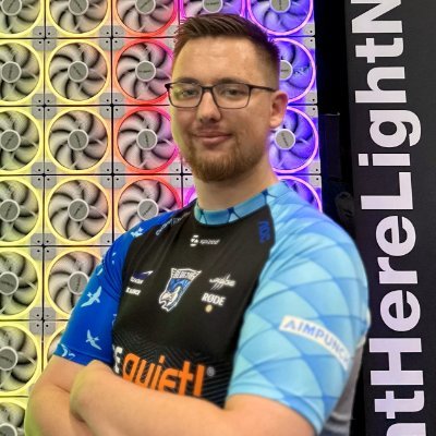 _Destrox_'s profile picture. Manager/Social Media Manager  for @bluejays_sports

23y/o 🇩🇪