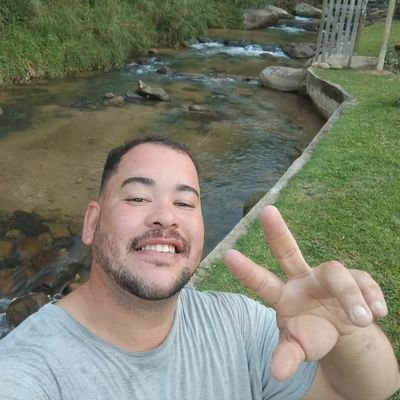 Hey neném de amor eu não morro, vcs consagraram o estilo cachorro...