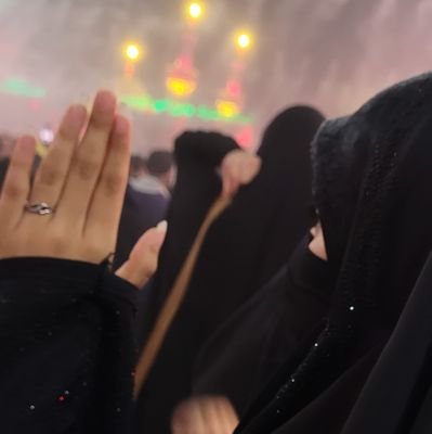 ما هیچ تَر اَز هیچ پیِ هیچ دَویدیم جُز هیچ دَر این هیچ دِگَر هیچ نَدیدیم🍁